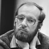 Portrait of Robert Hübner